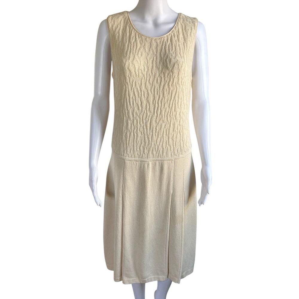 St John Collection Santana Knit Dress Ivory Sleeveless A-Line Pleated sz 10 USA